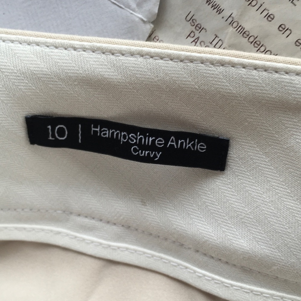 NWT Classic Women's Beige Tailored Pants - Picture 7 of 8